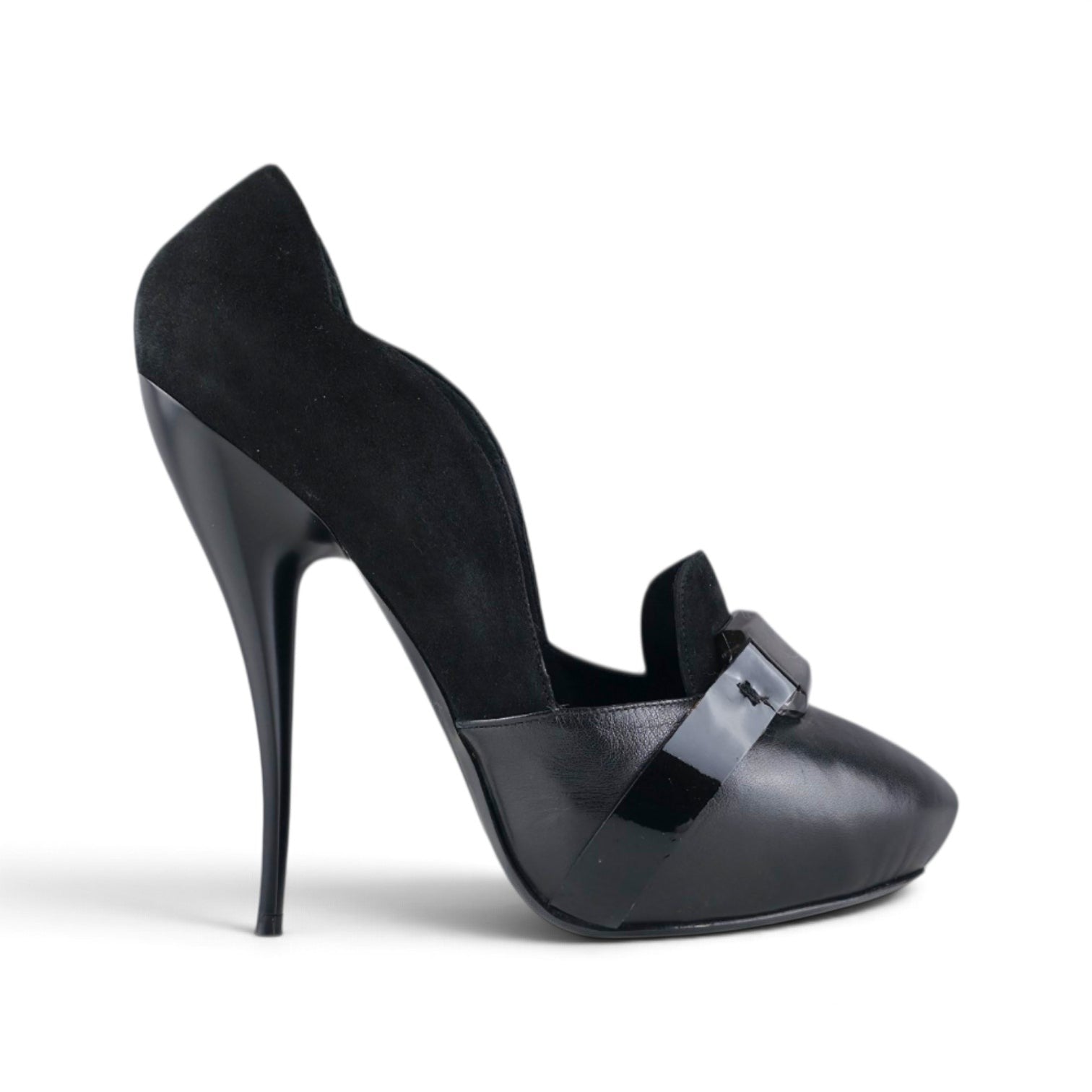 FuzzBeez Viktor & Rolf black leather and suede sculpted stiletto pumps with patent accents and platform sole