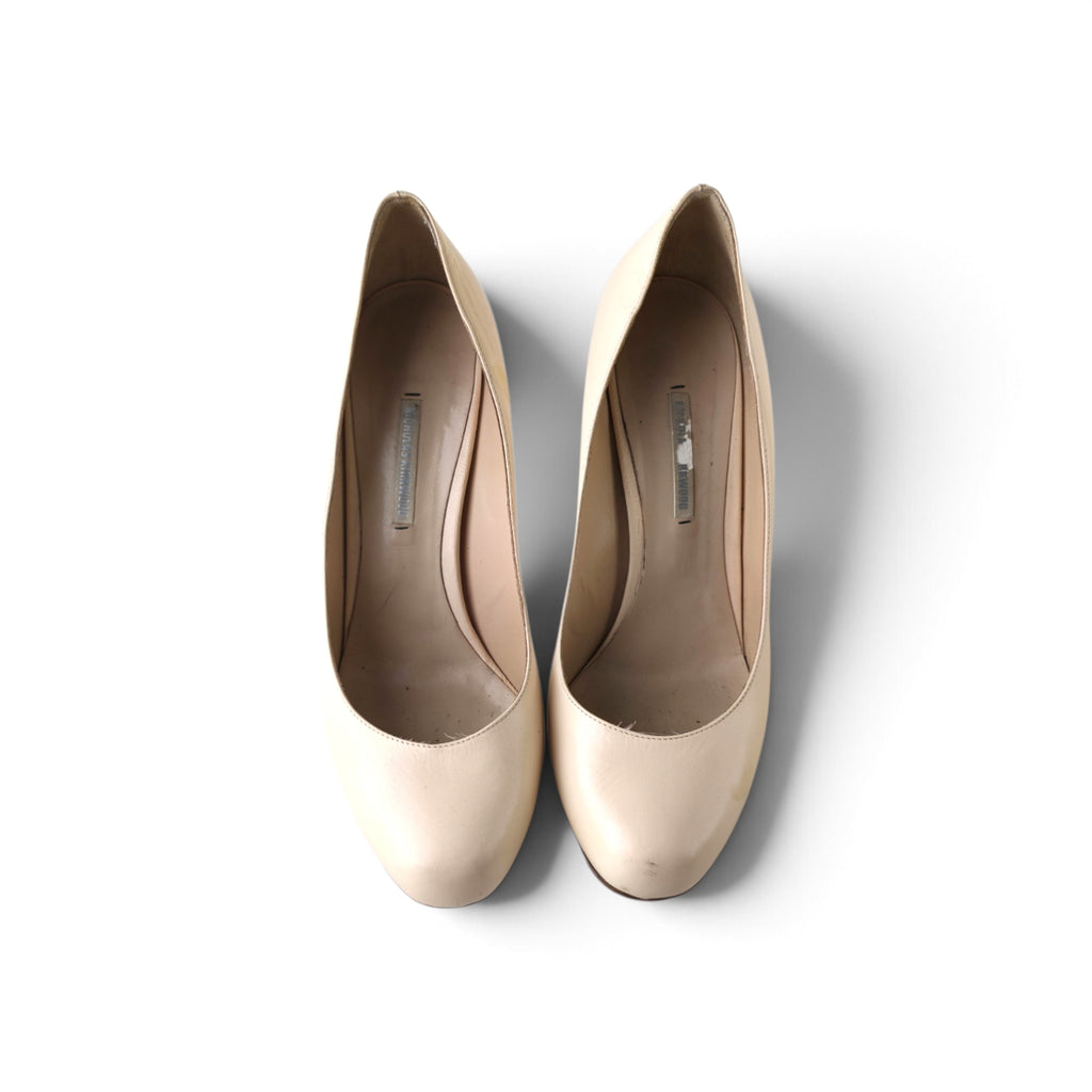 Nicholas Kirkwood Sculptural Platform Pumps in Beige Leather